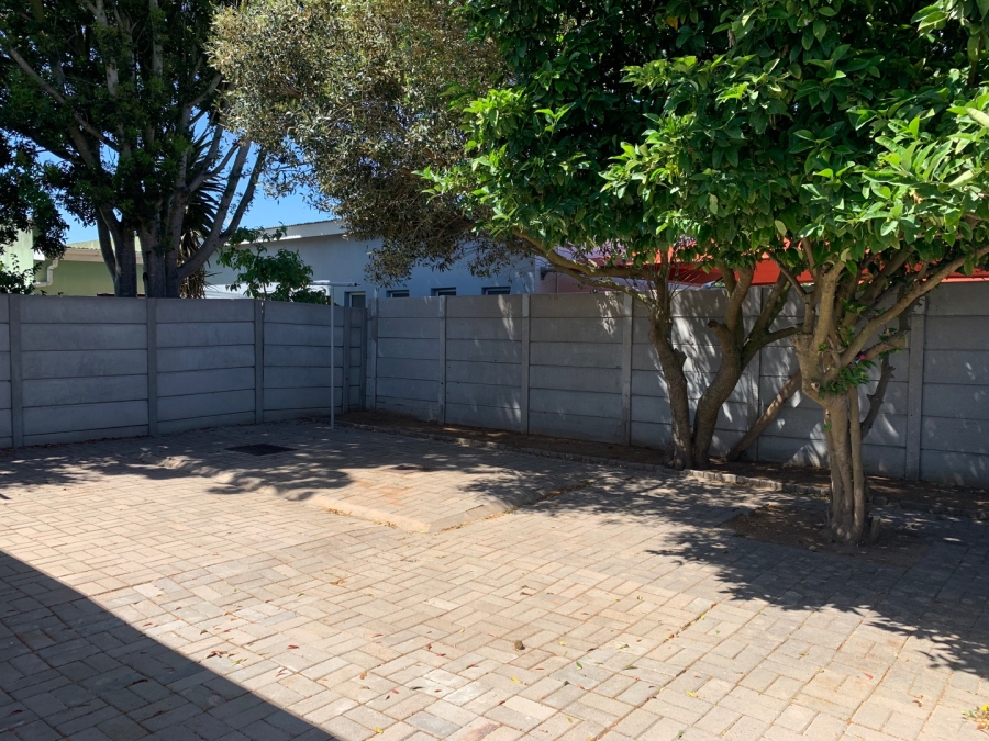 2 Bedroom Property for Sale in Velddrif Western Cape